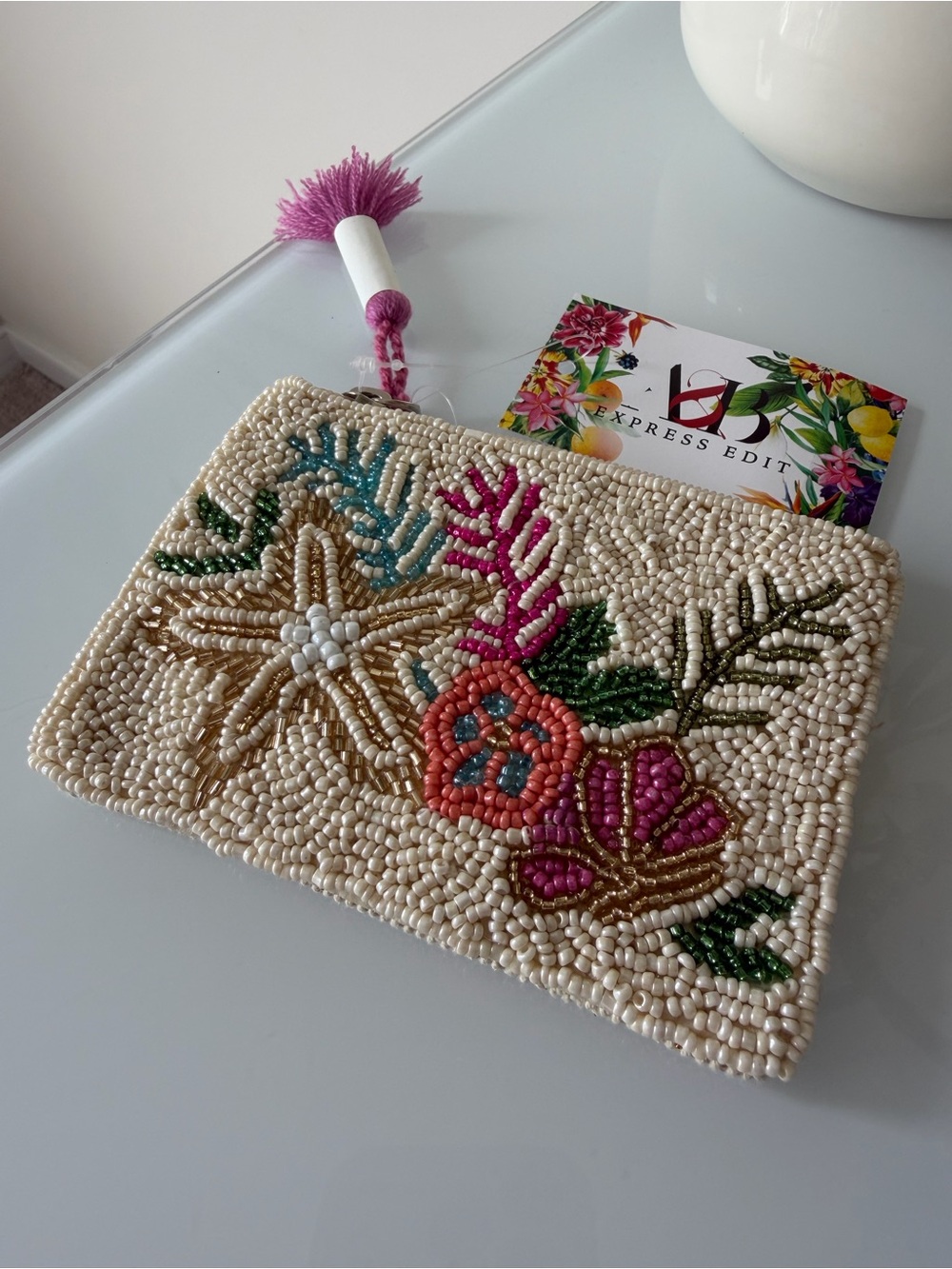 Viral Beaded cream starfish floral zipper pouch - Picture 2 of 4
